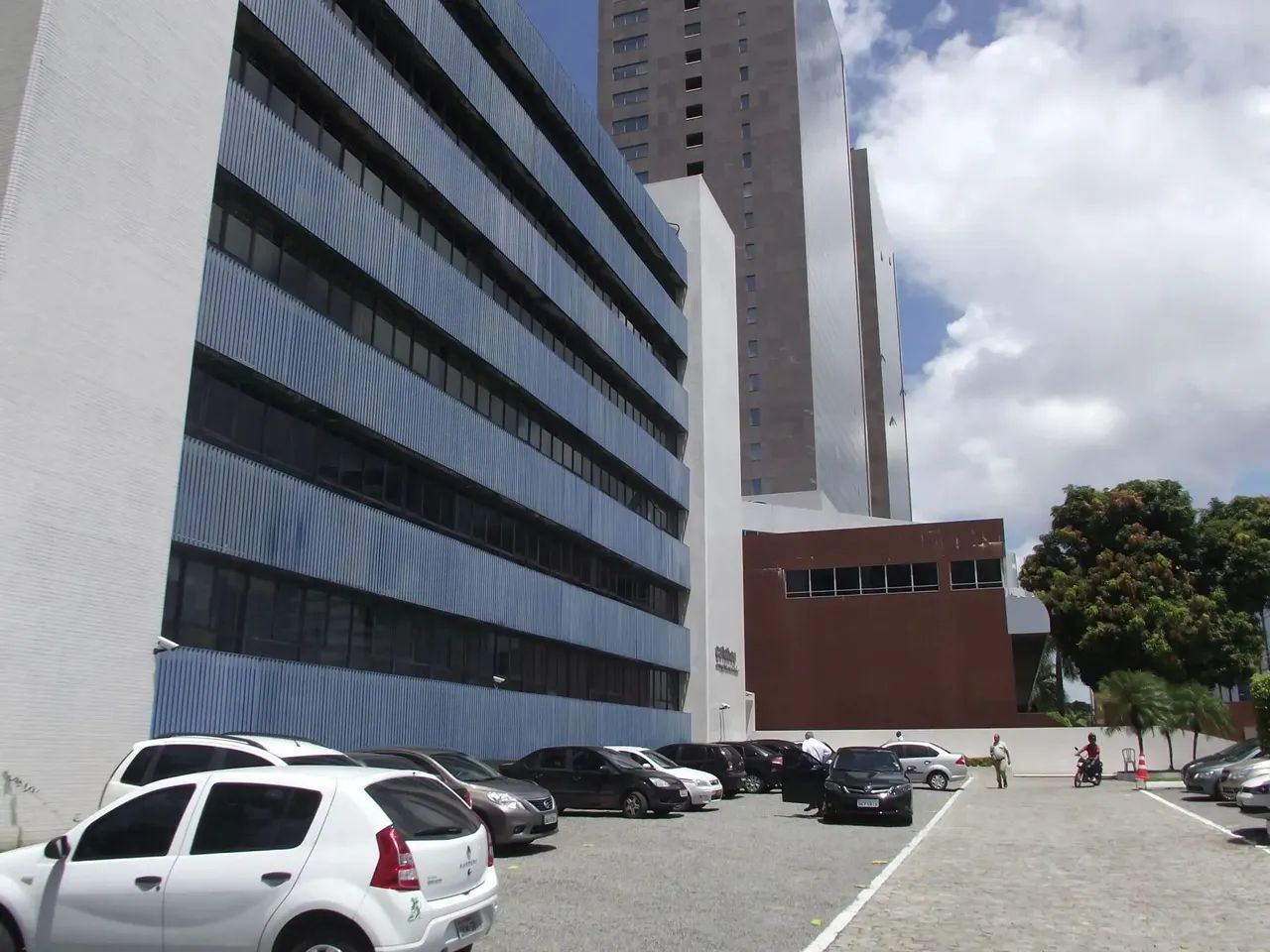 Comercial para vender e alugar em rua pública, CAMINHO DAS ÁRVORES, Salvador, BA - Foto 2