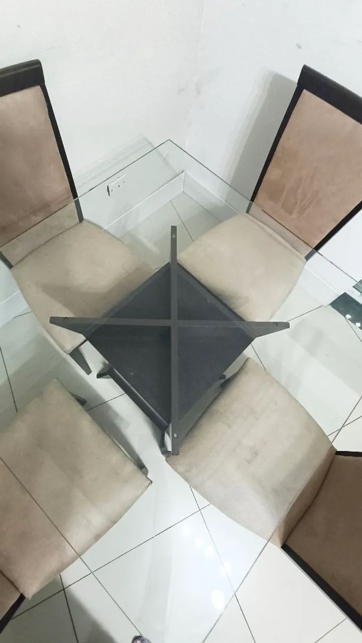 Mesa de Jantar Usada ENTREGO 468263117627084804