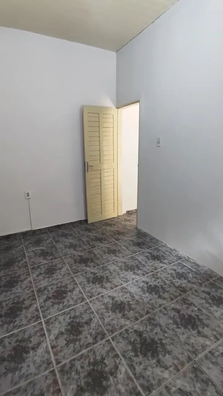 Ey 26  Alugo Casa térrea 2/4 Maracangalha - Foto 5