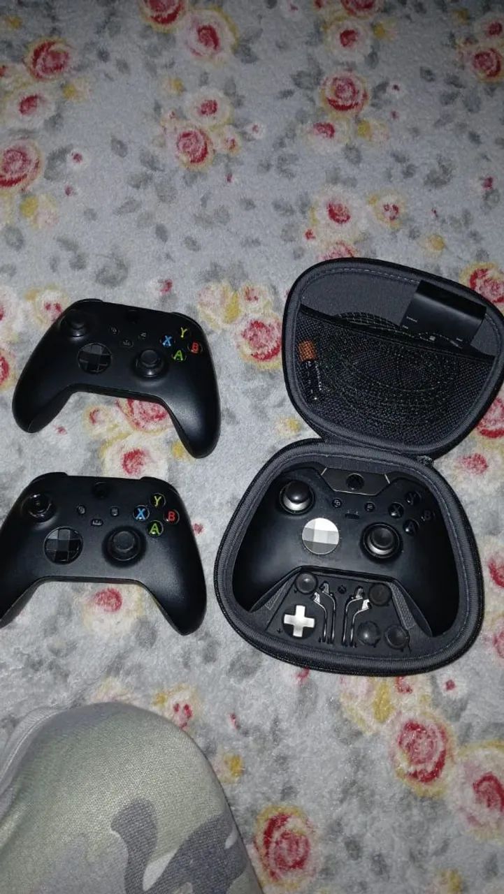 2 Controle Series X/S + base e baterias ?  - Foto 3