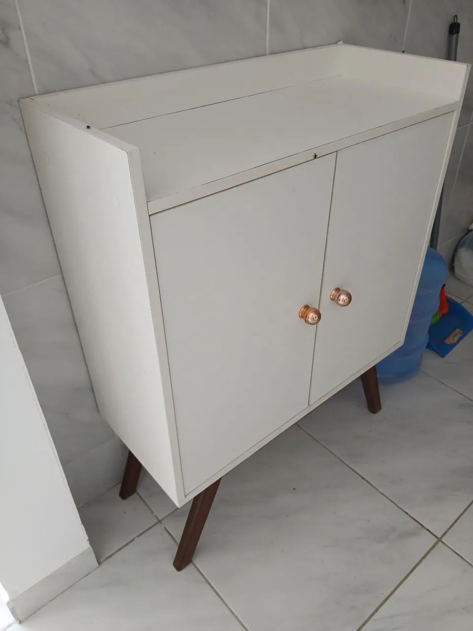 Aparador branco com rosa - Foto 3