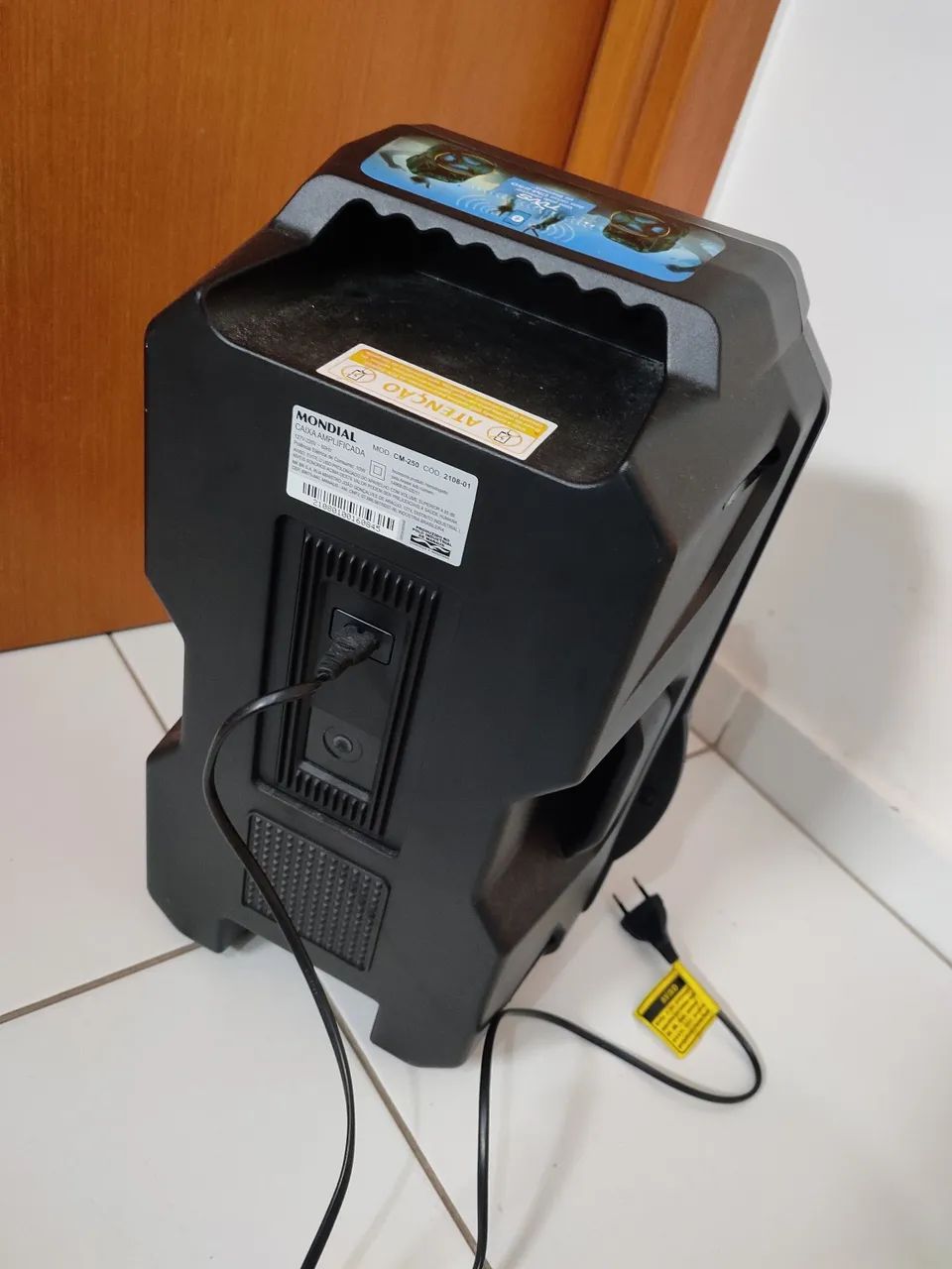 ミュージック 178DVD Caixa Amplificada Mondial Preto 550W RMS Bivolt - CM-550-L - Mondial