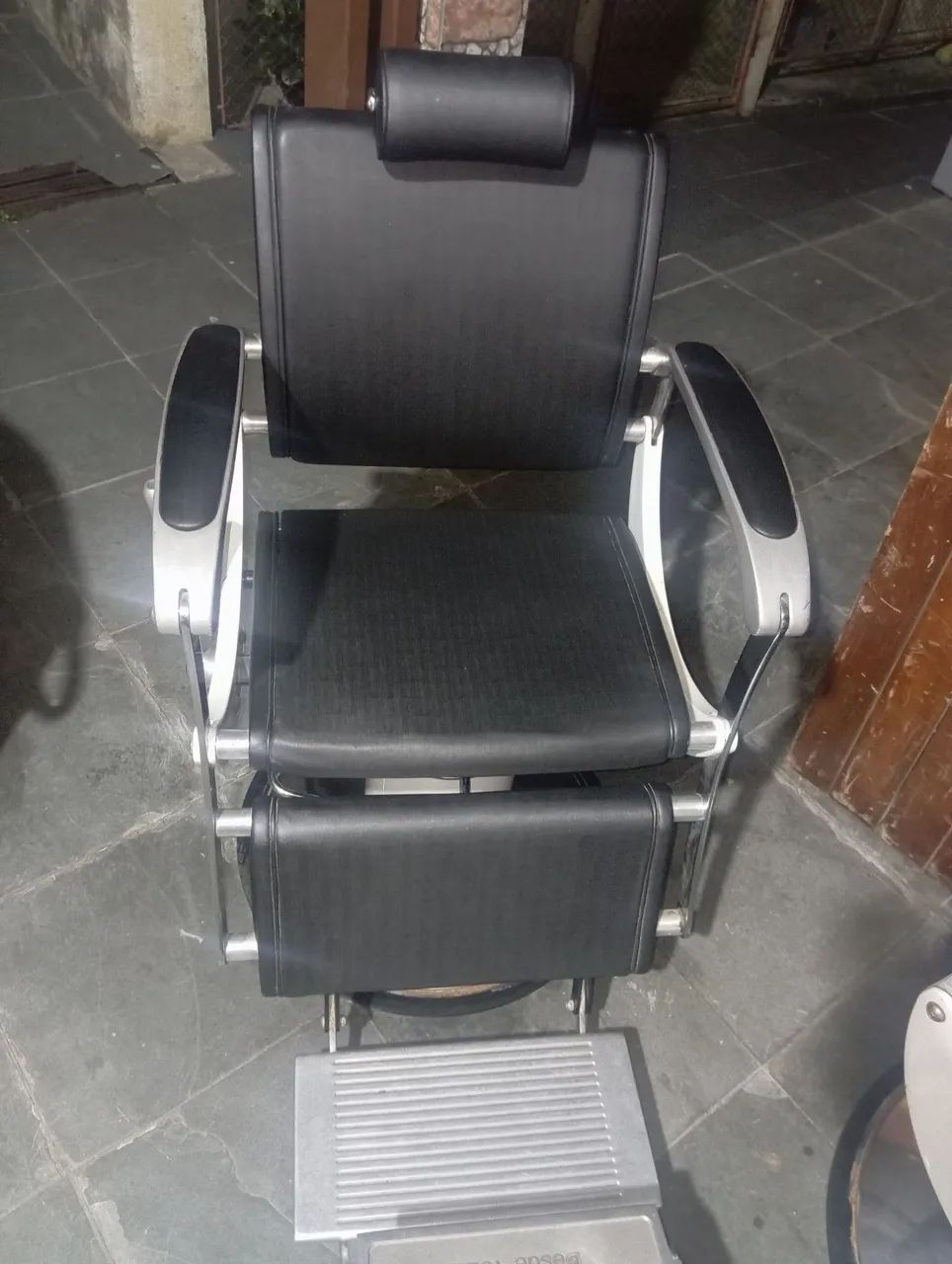 Cadeira de barbeiro  - Foto 2