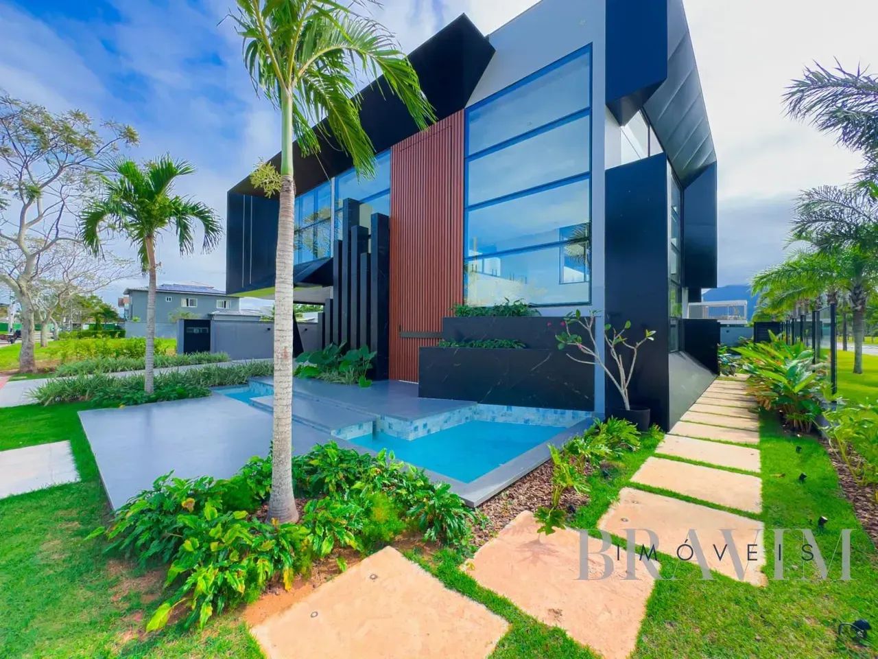 Mansão, Casa com 510 m², com 4 suítes em ALPHAVILLE JACUHY - Serra - ES