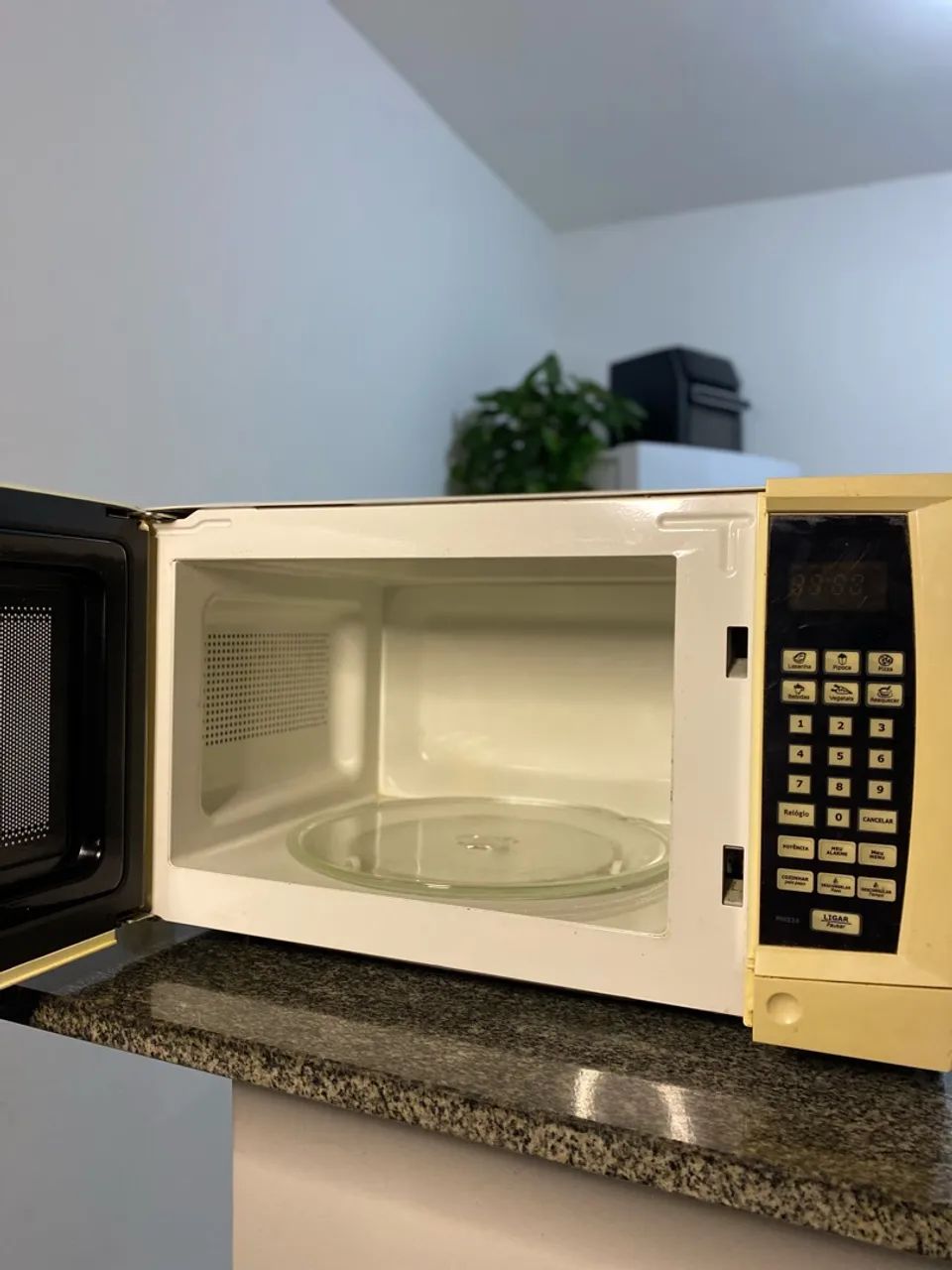 Micro-ondas PHILCO 220v - Foto 2