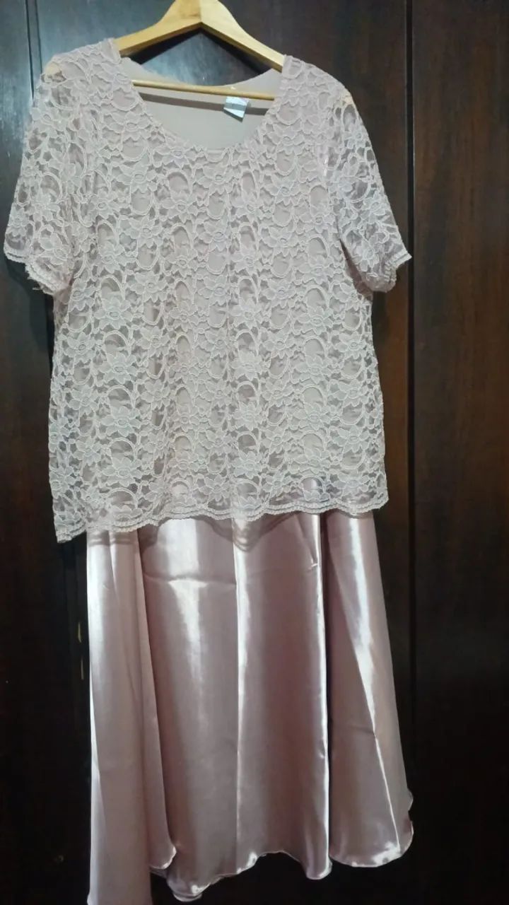 Conjunto Saia e Blusa de Festa Rosê