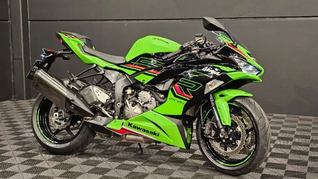 Kawasaki Zx-6r 600cc 2023 - 1478702282 | OLX