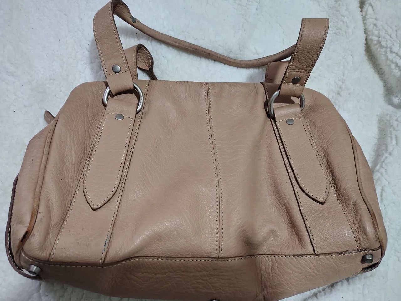 Bolsas 40$ a azul e 30 a nude