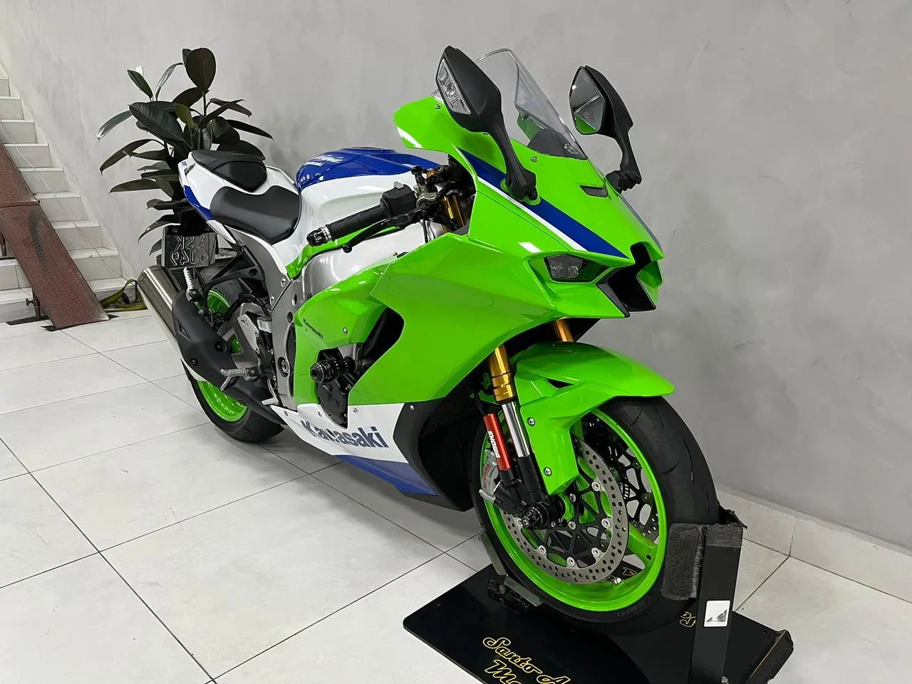 Kawasaki Zx-10/ Zx-10r 1000cc 2024 - 1493758582 | OLX