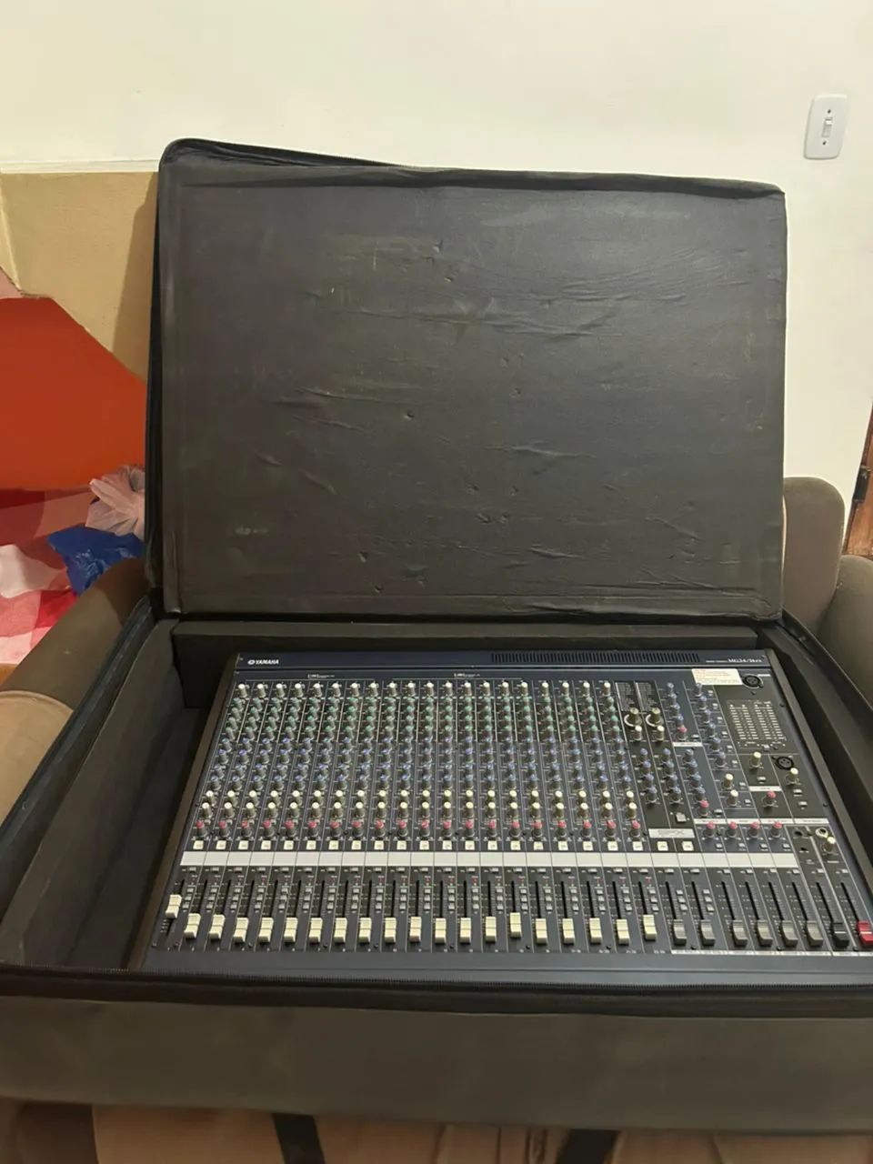 Mesa de som Yamaha 24 fx - Foto 2
