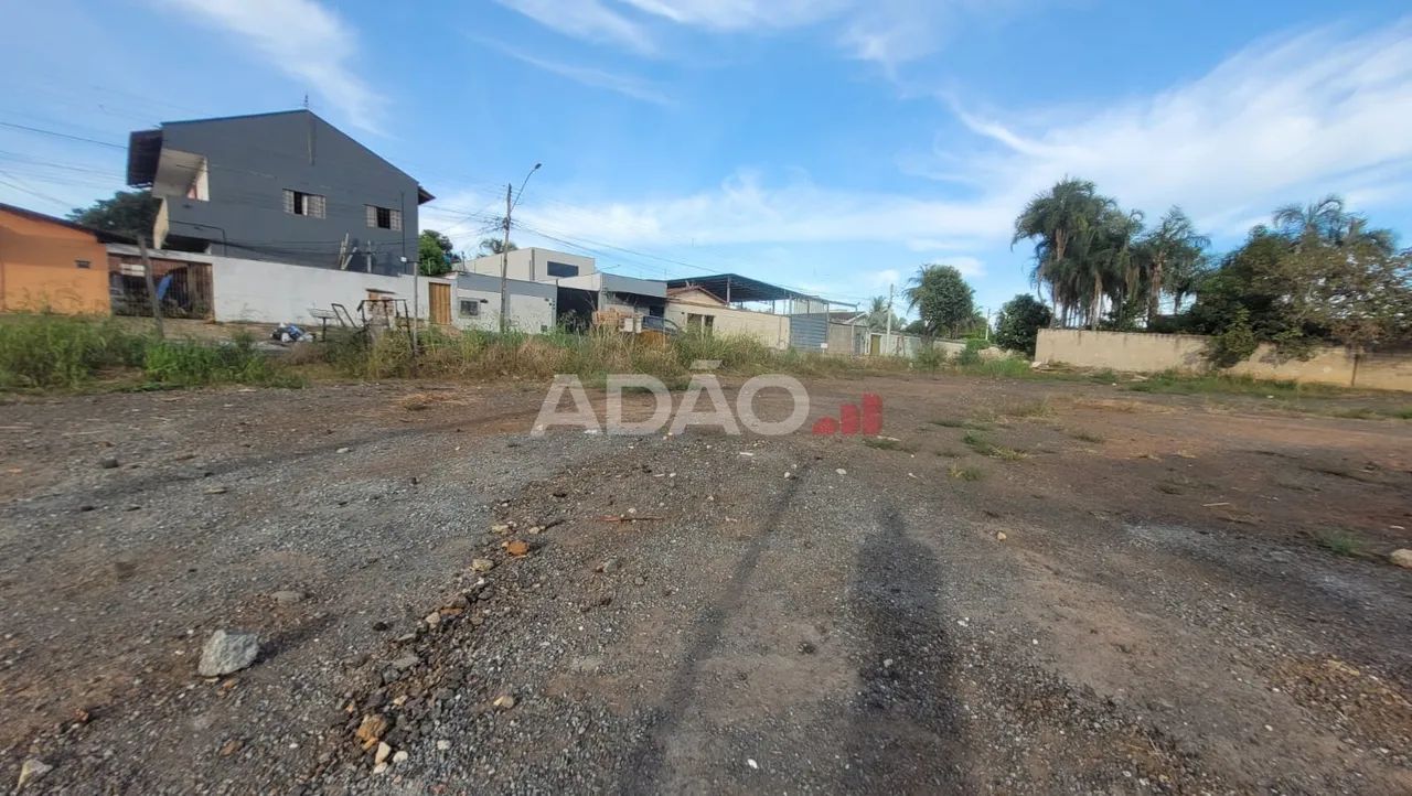 Lote com 843 m² Jardim Guanabara
