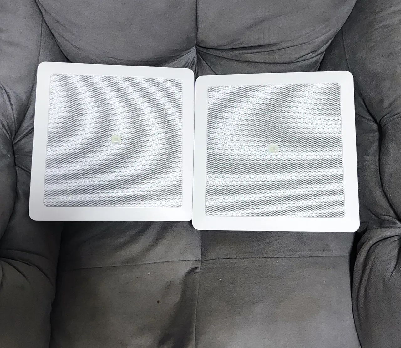 Par de Arandelas JBL 25W RMS 8 Ohms - Estado de Nova