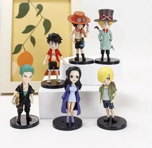 Kit 6 bonecos One Piece de pvc  - Foto 3