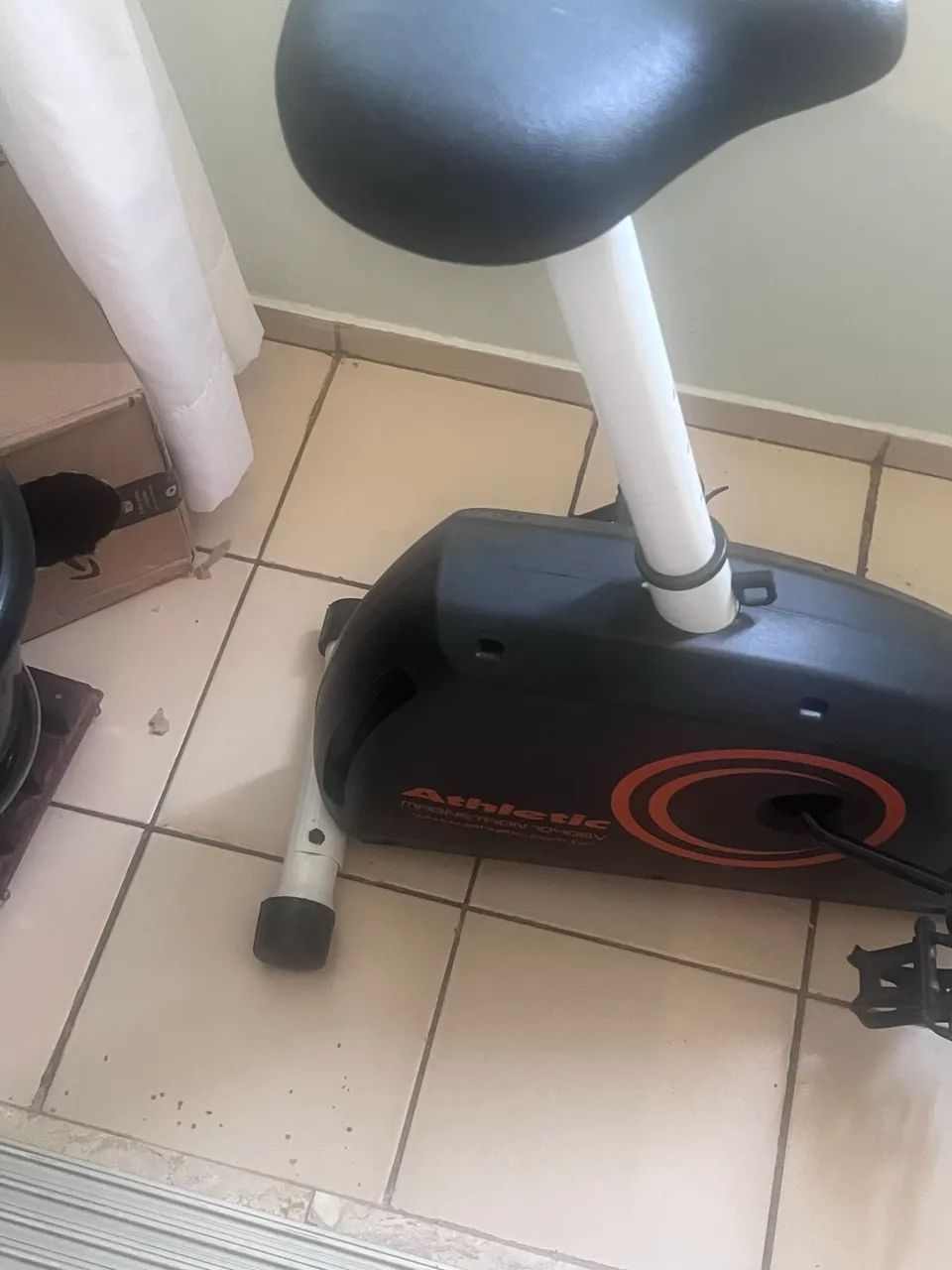 Bicicleta Ergométrica Athletic Magnetron QP408V - Pouco uso - Foto 4