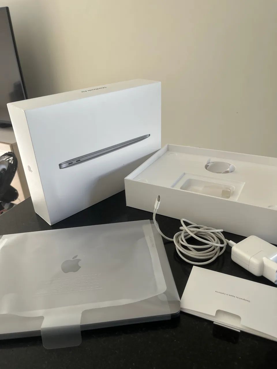 MacBook Air M1 8g Ram 256 ssd