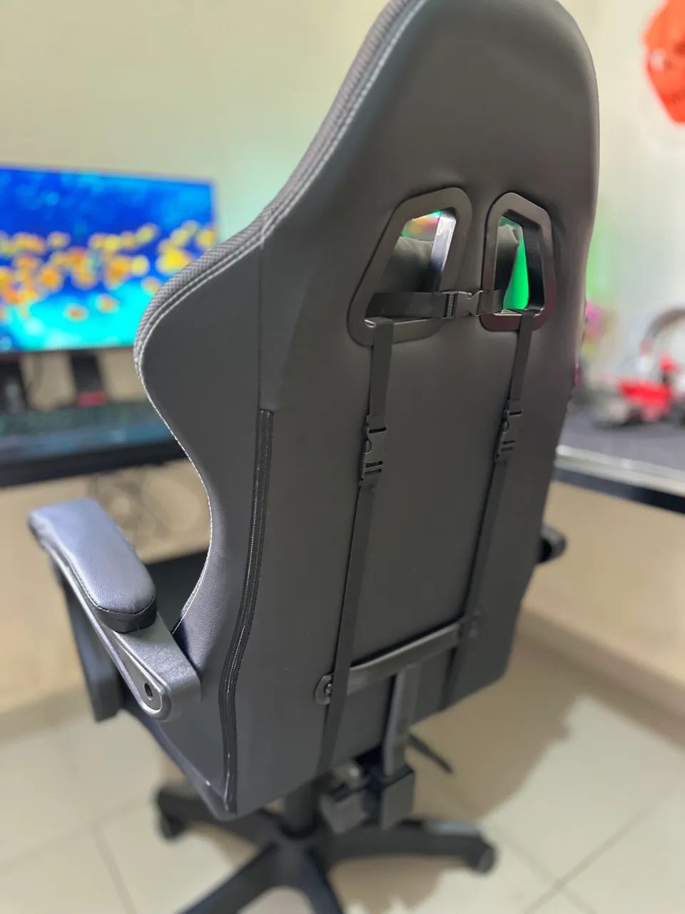 Cadeira gamer nova  - Foto 5