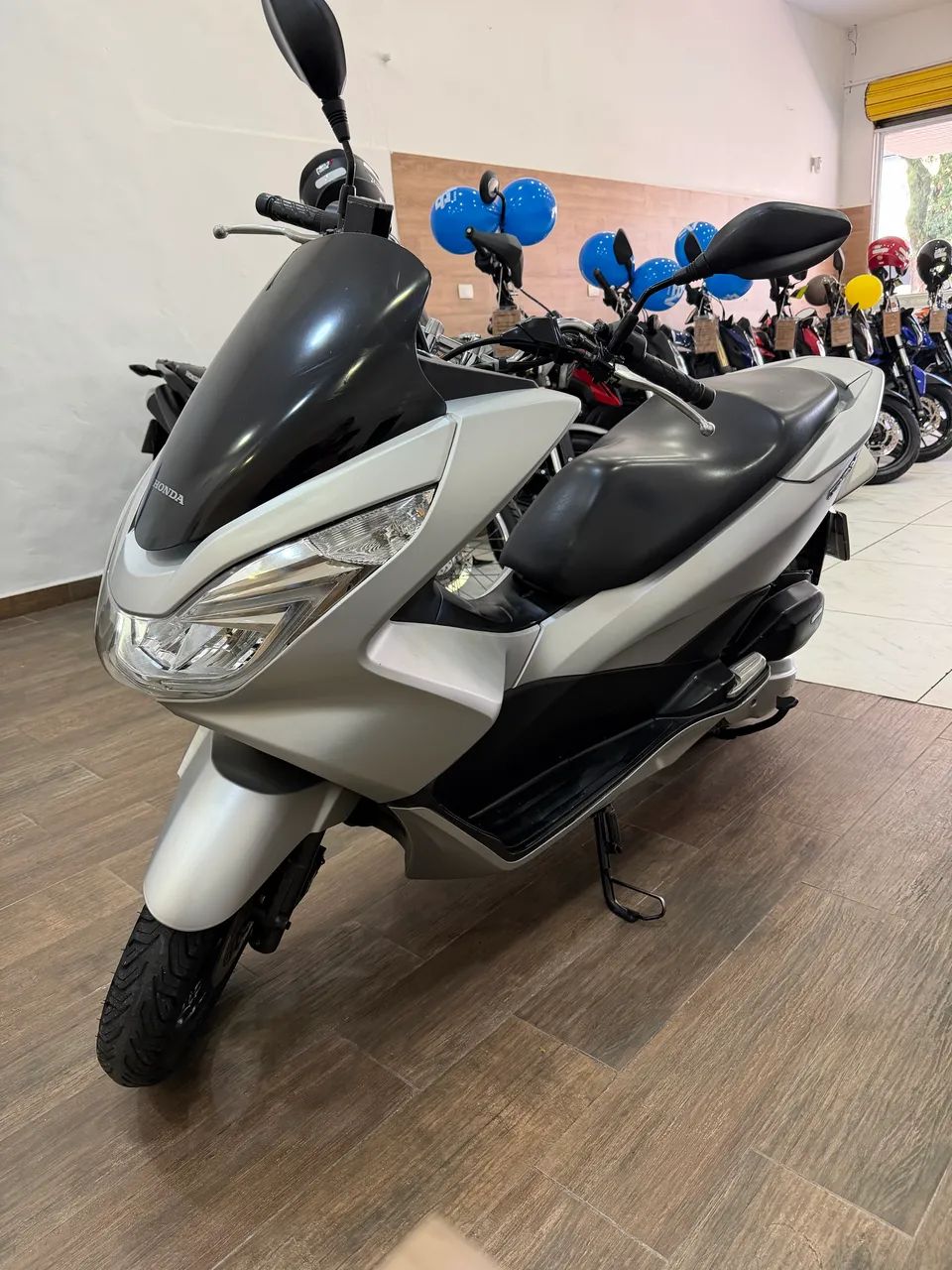 Pcx ano 2018  - Foto 3