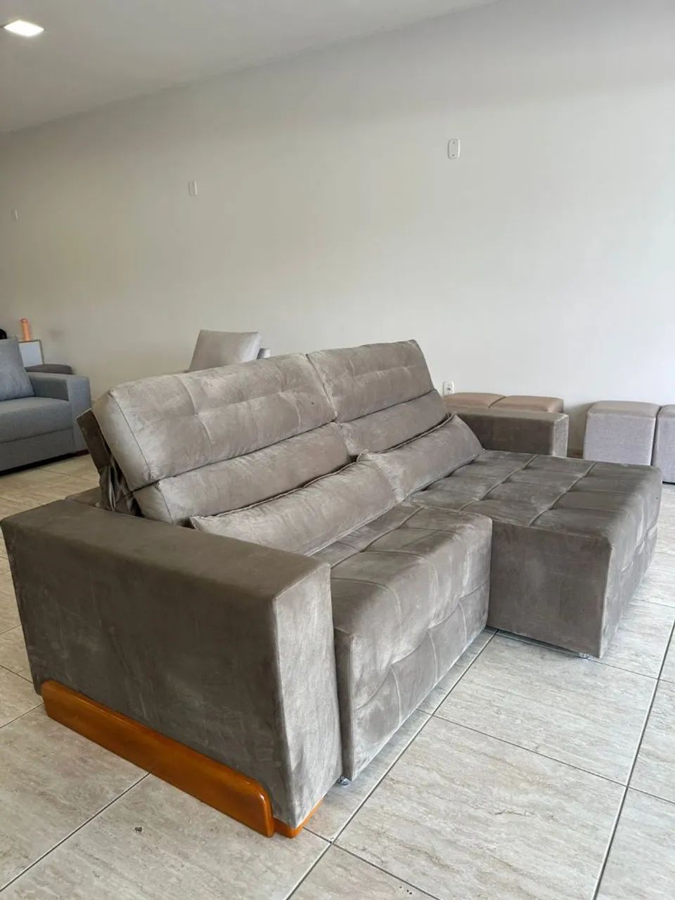 Sofá retrátil e reclinável  - Foto 4