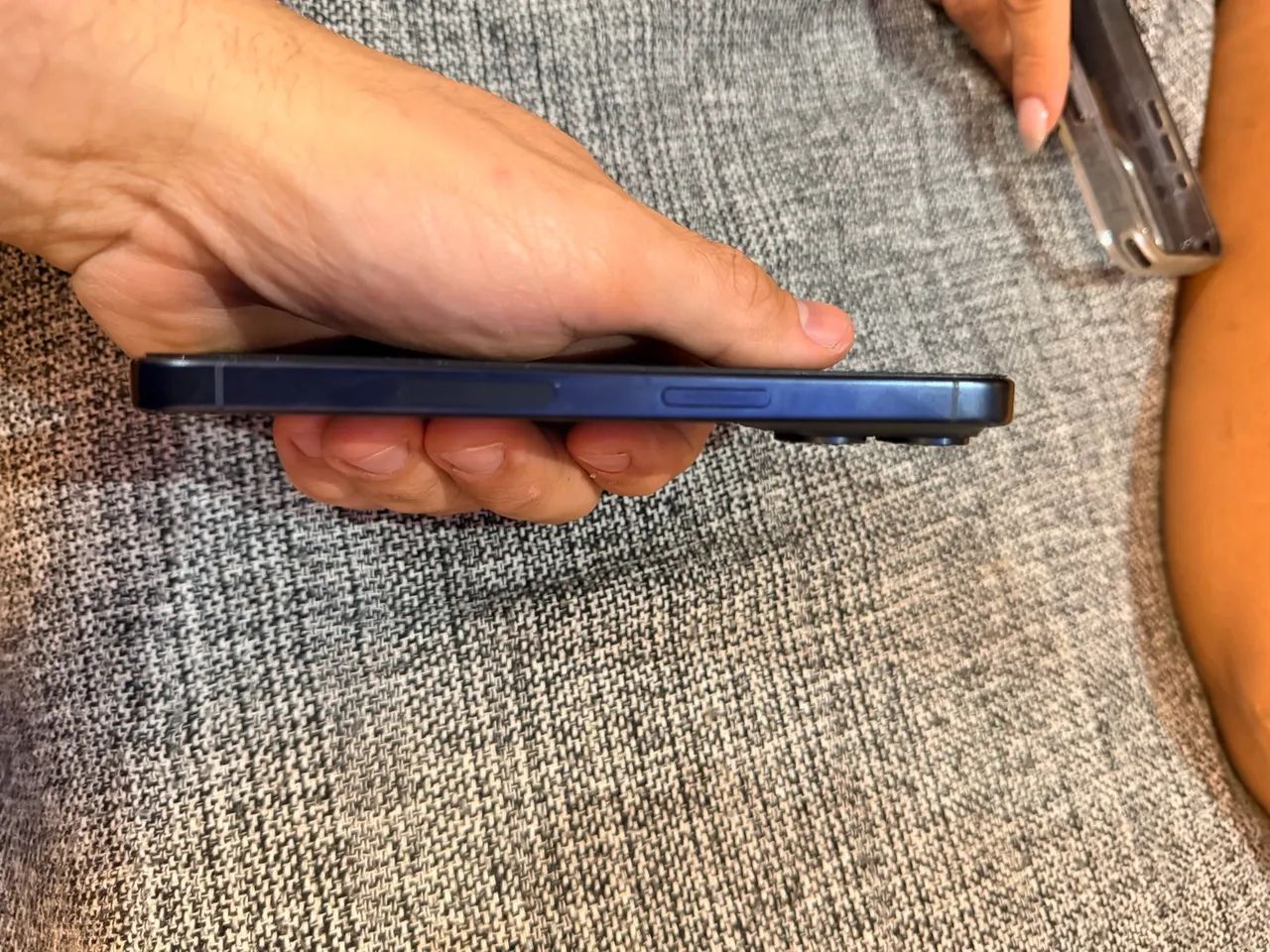iPhone 15 Pro - Foto 3
