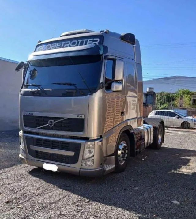 Volvo fh 440 4x2 ano 2011