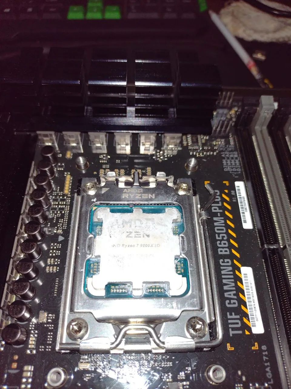Placa mãe Asus TUF Gaming B650m PLUS - Foto 2