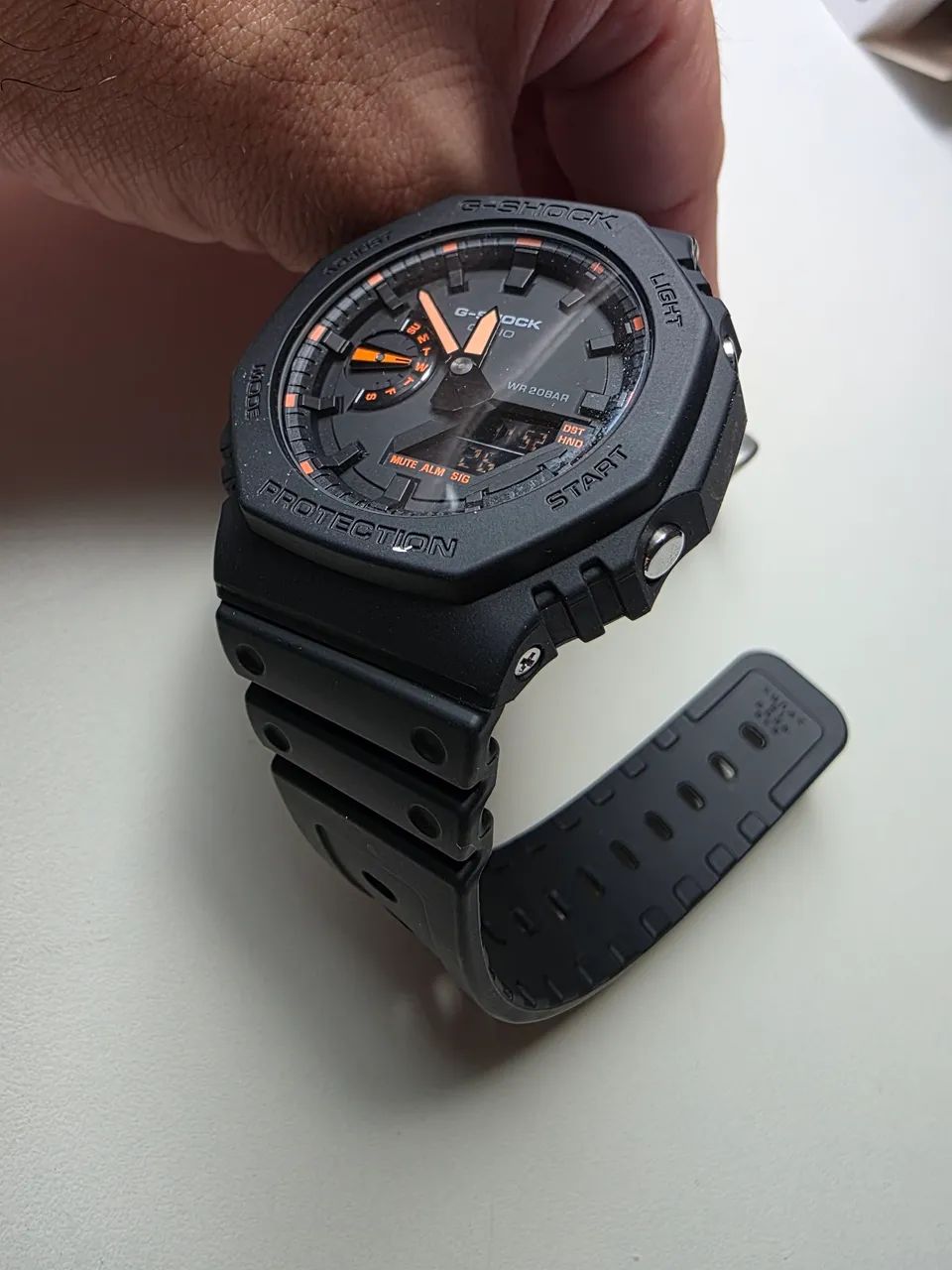 Relógio Casio G-Shock GA-2100 - Laranja Neon - Acessórios - Cocó