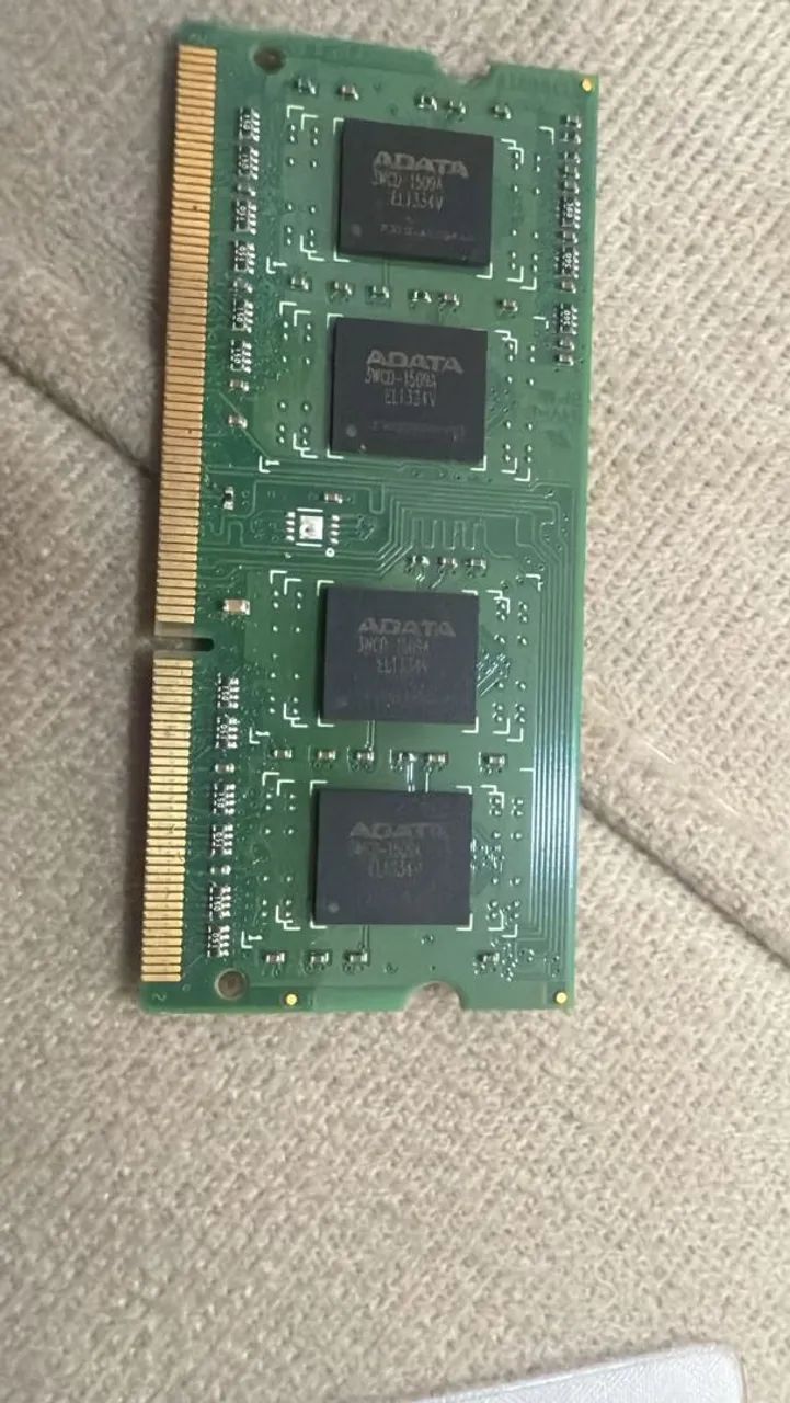 ? Memória RAM Notebook DDR3 - 6GB (4GB + 2GB) - Funcionando