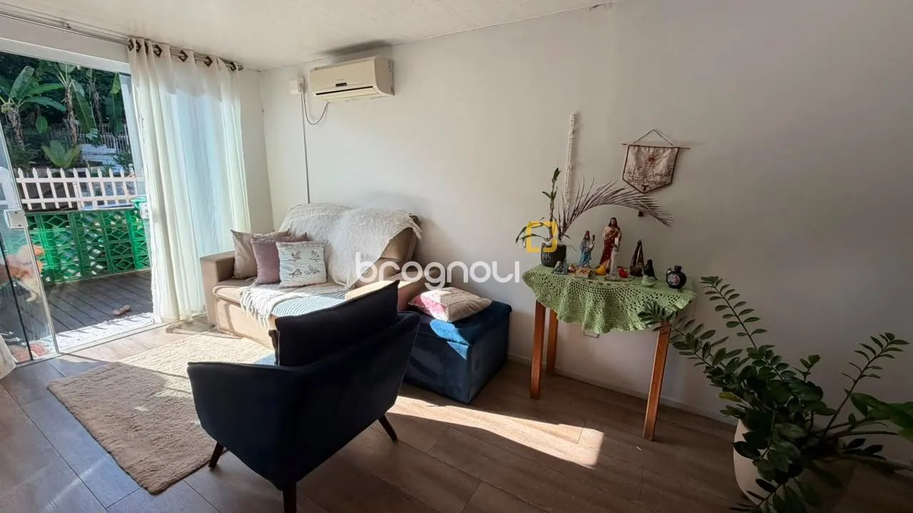 Casa 2 dormitórios (1 suite) com vaga de garagem no bairro Monte Verde - Florianópolis - Foto 3