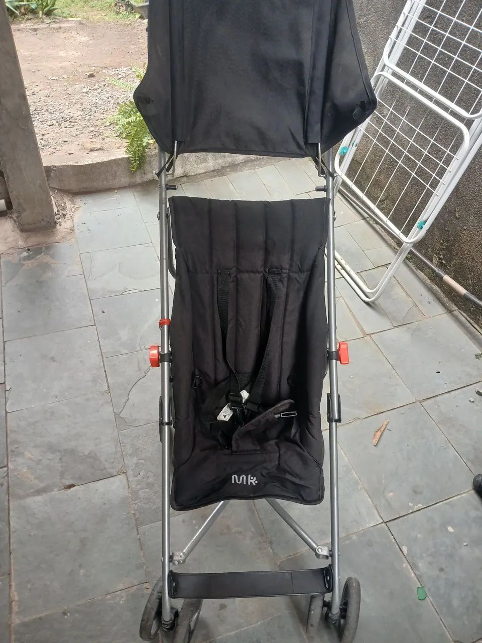 Carrinho de bebê  guarda chuva - Foto 2