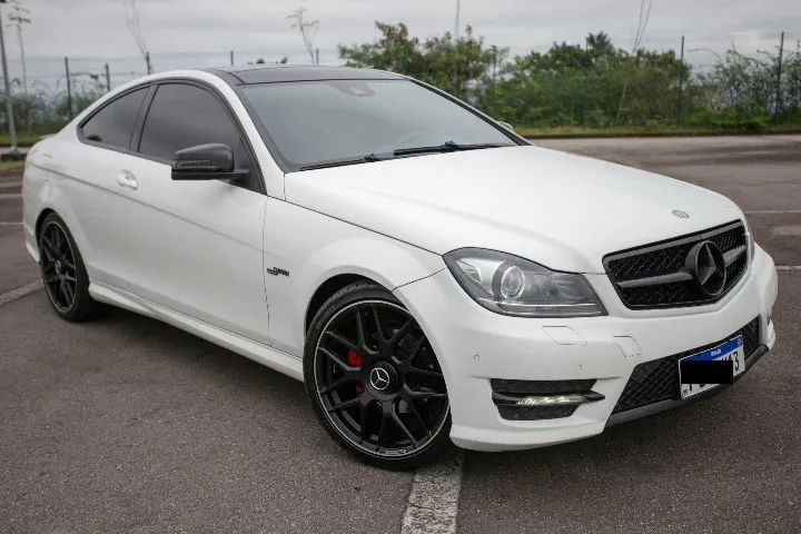 Mercedes-Benz C-250 CGI Sport Coupe 1.8 16V TB Aut. 2013