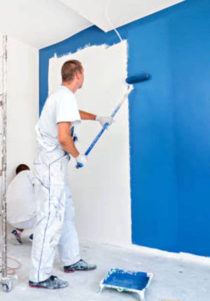 Serviço de pintura aí pedreiro