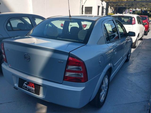 ASTRA SEDAN 2.0 (2011) *Completo - Foto 4