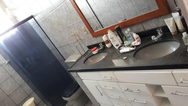 Casa grande em terreno de 22m x 33m, fins comerciais/residenciais - Foto 13