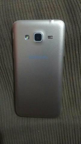 Samsung J3 - Foto 3