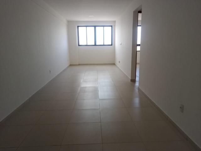 Apartamento no Bairro da Torre 2 Quartos com área de lazer - Foto 12
