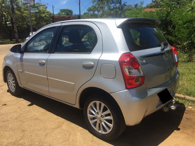 Toyota Etios XLS 1.5 banco de couro - Foto 3