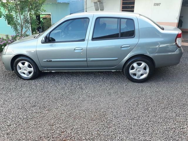 Clio 1.6 sedan completo (muito barato) - Foto 2