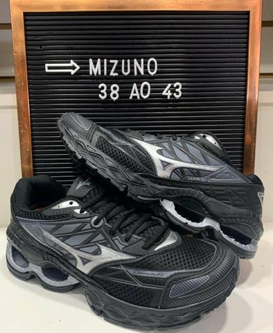 mizuno wave creation 6