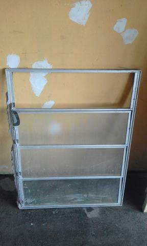 Vendo portão e grade barato! - Foto 4