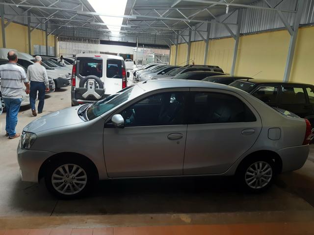 Etios sedan 2015 XLS - Foto 6