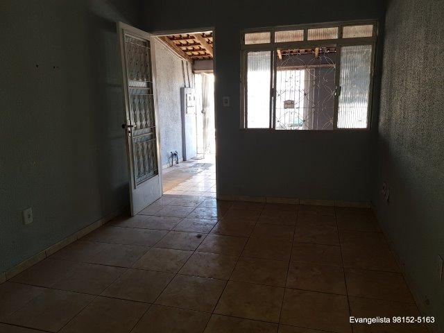 Urgente Linda Casa de 3 Quartos Escriturada + Barraco de Fundo - Foto 17