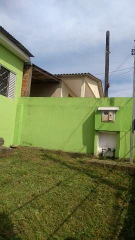 Casa dois dorm. sala.coz