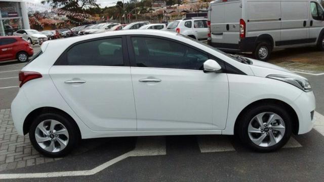 HYUNDAI IMP HB20 PREMIUM 1.6 16V AT FLEX Branco 2015/2016 - Foto 7