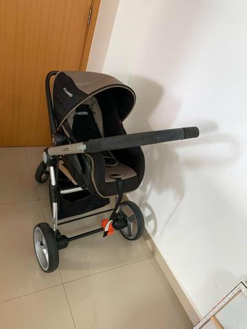 Carrinho de bebê e bebê conforto - Foto 2
