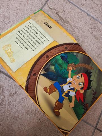 Livro e Bonecos Jake e os Piratas - Foto 3