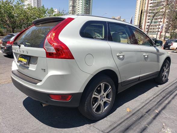 VOLVO XC60 2011/2011 2.0 T5 COMFORT FWD TURBO GASOLINA 4P AUTOMÁTICO - Foto 9