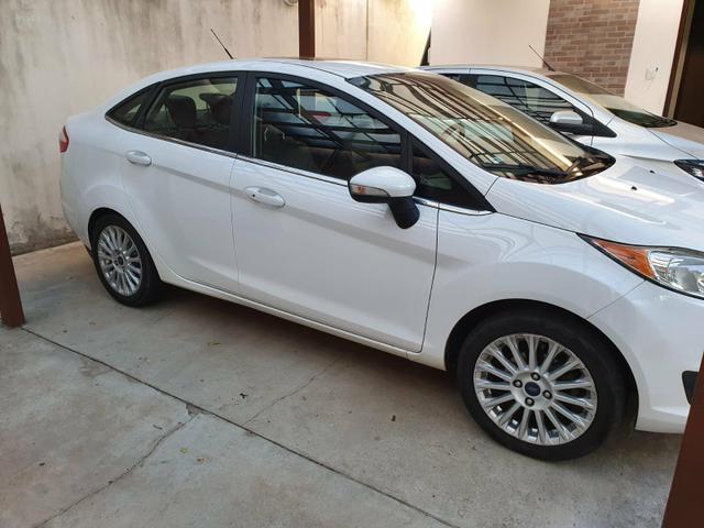 Fiesta Sedan Titanium 2015/2016