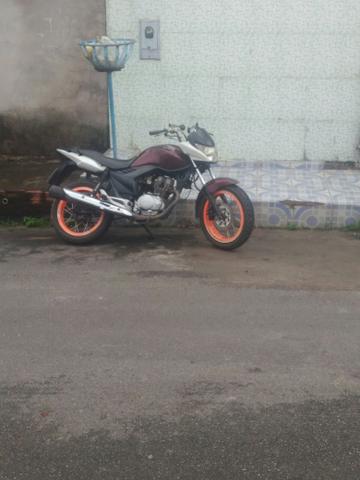 Titan 150