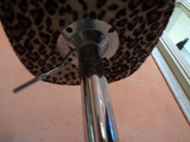 Banqueta ABS Alta . Valor R$120,00 . Tenho Apenas Uma . Não Entrego - Foto 4