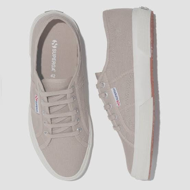 tenis marca italiana